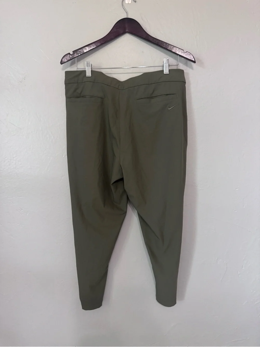 Nike Olive Green Dri-FIT Golf Ankle Pants Women’s XL